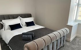Boutique Luxury Apartment, High St, Henley-In-Arden