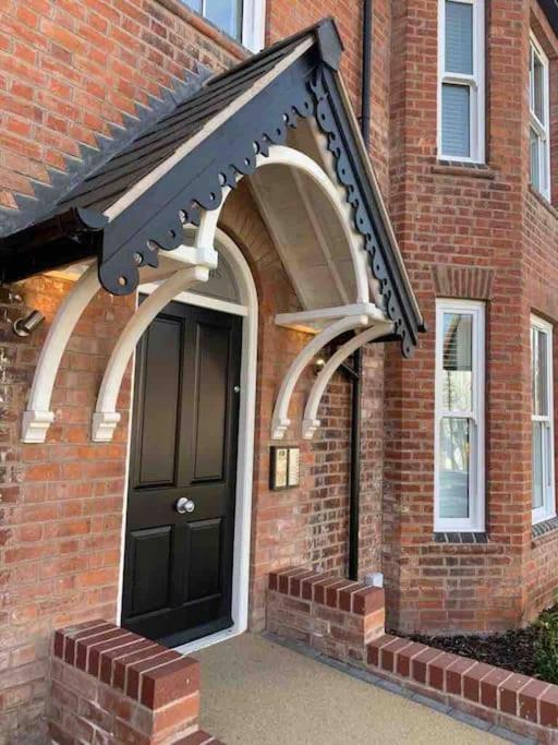 Boutique Luxury Apartment, High St, Henley-In-Arden Exterior photo